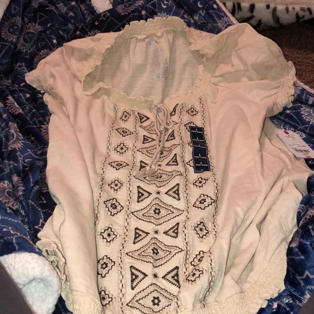 Women’s t-shirt